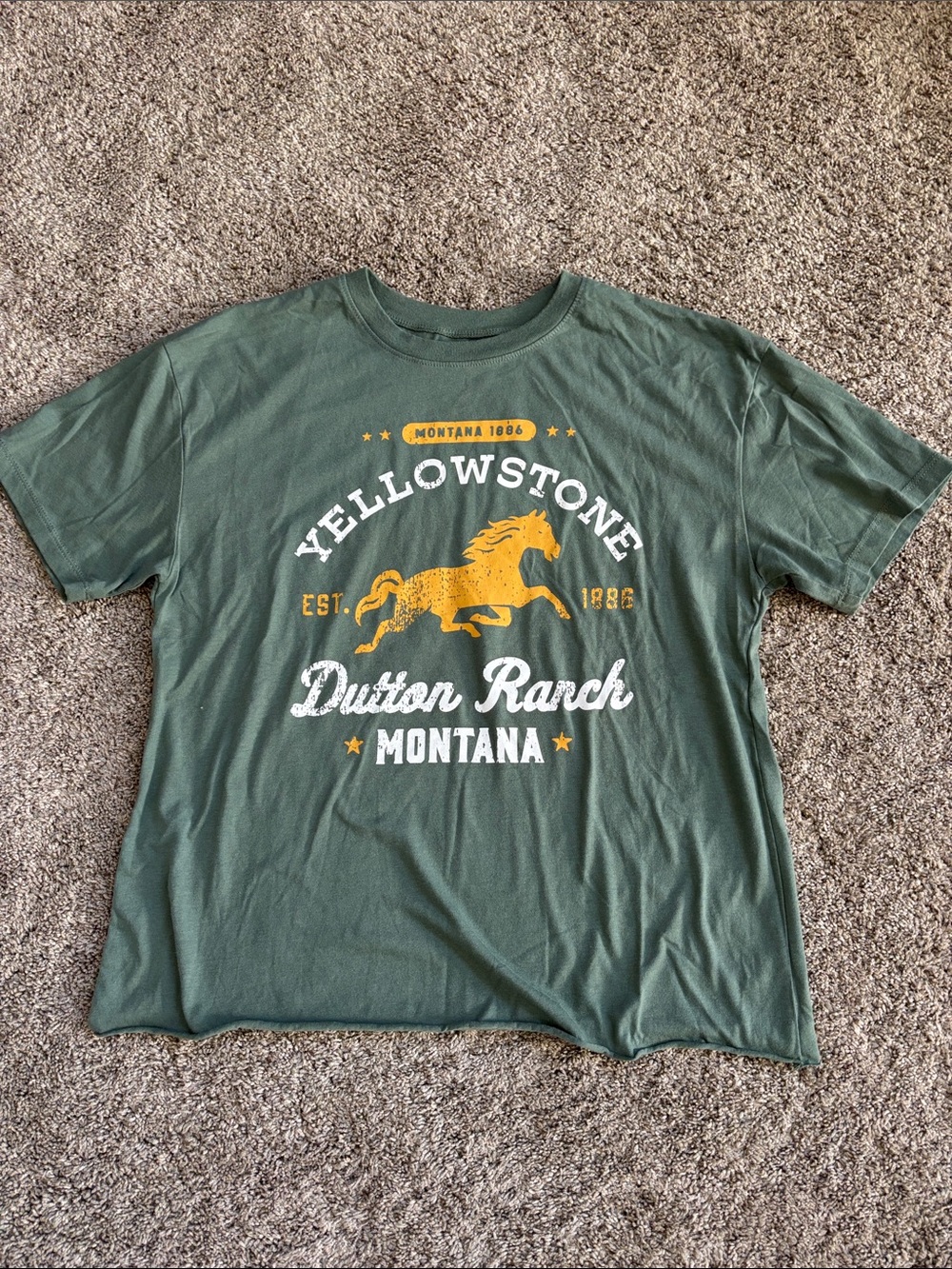 Yellowstone Dutton Ranch Montana Green Graphic Tee